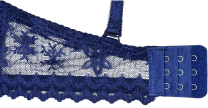 Stylish Comfort Lace Padded Bra Set